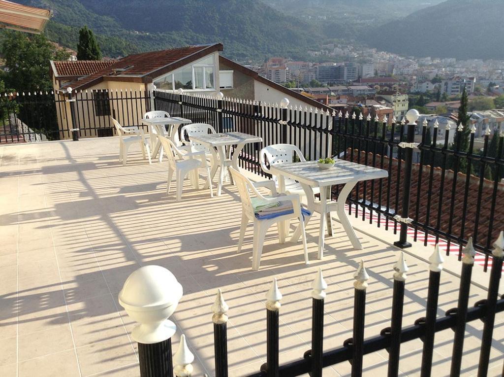 Apartments Top Of บุดวา ภายนอก รูปภาพ